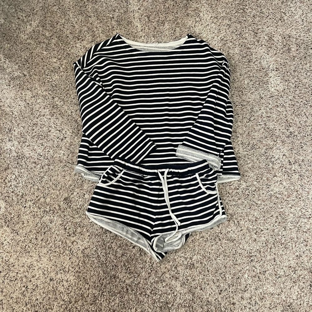 Vici Lounge Set